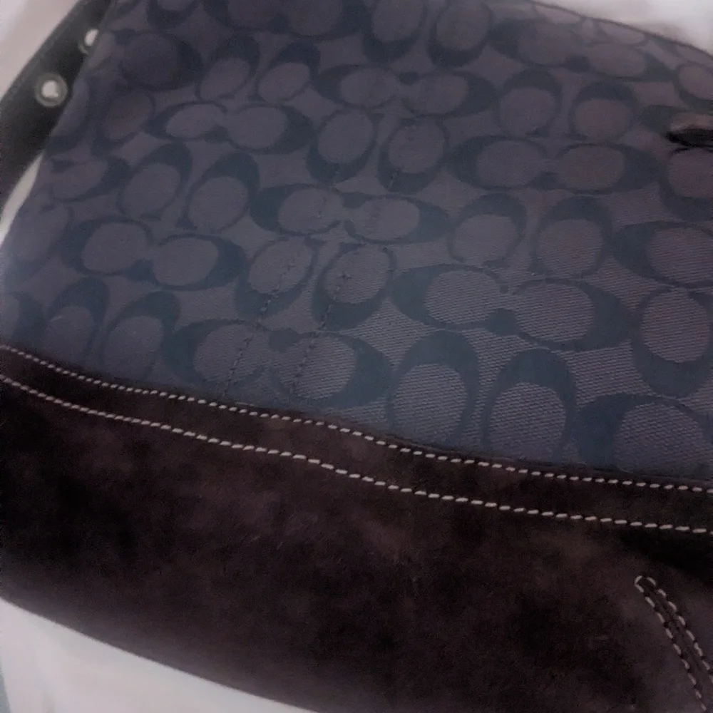 Coach Purple Signature Jacquard Crossbody Hobo Bag Suede Trim Front Zip Pocket - Picture 8 of 11